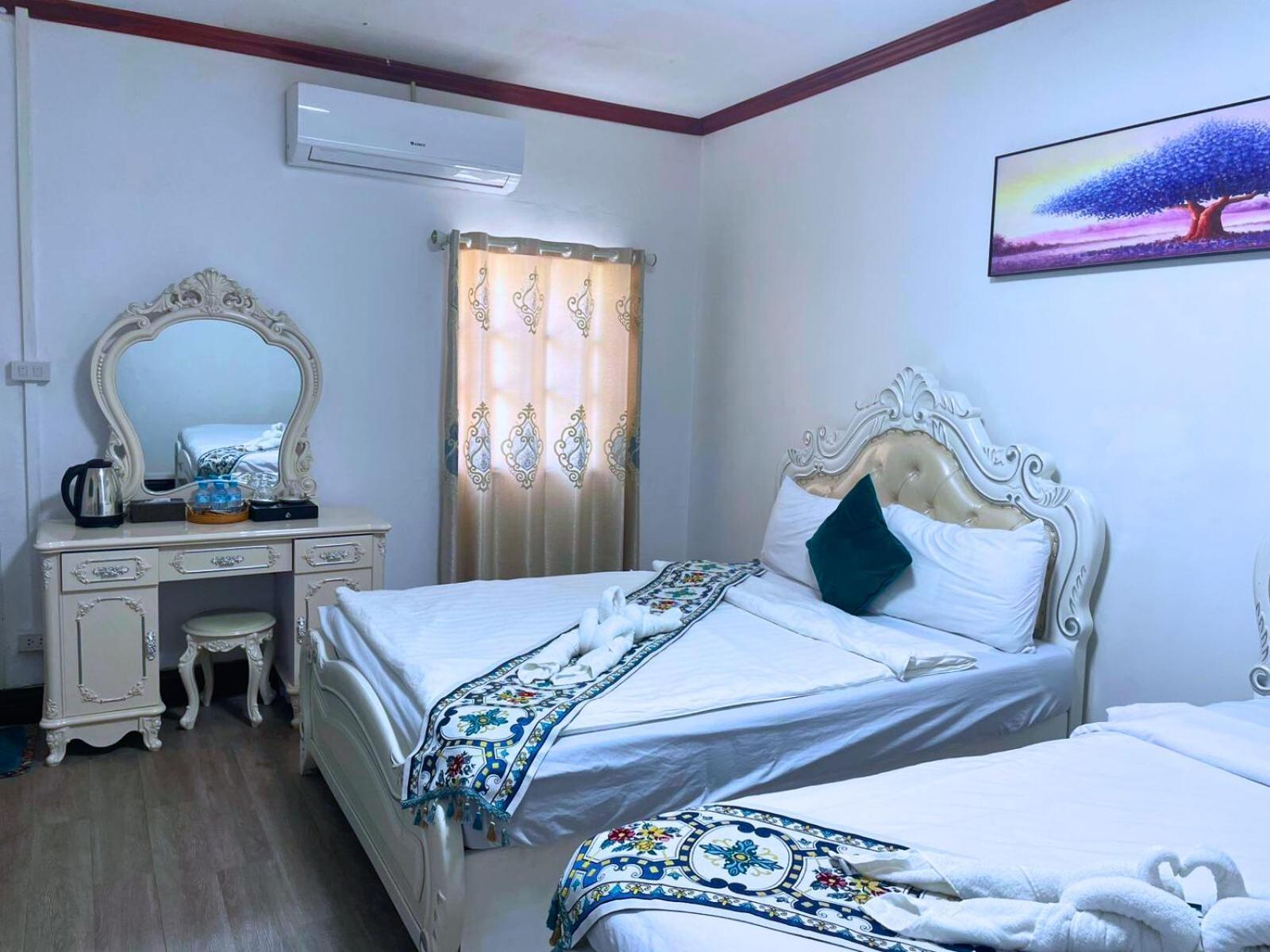 Monsane Villa Luang Prabang Exteriör bild
