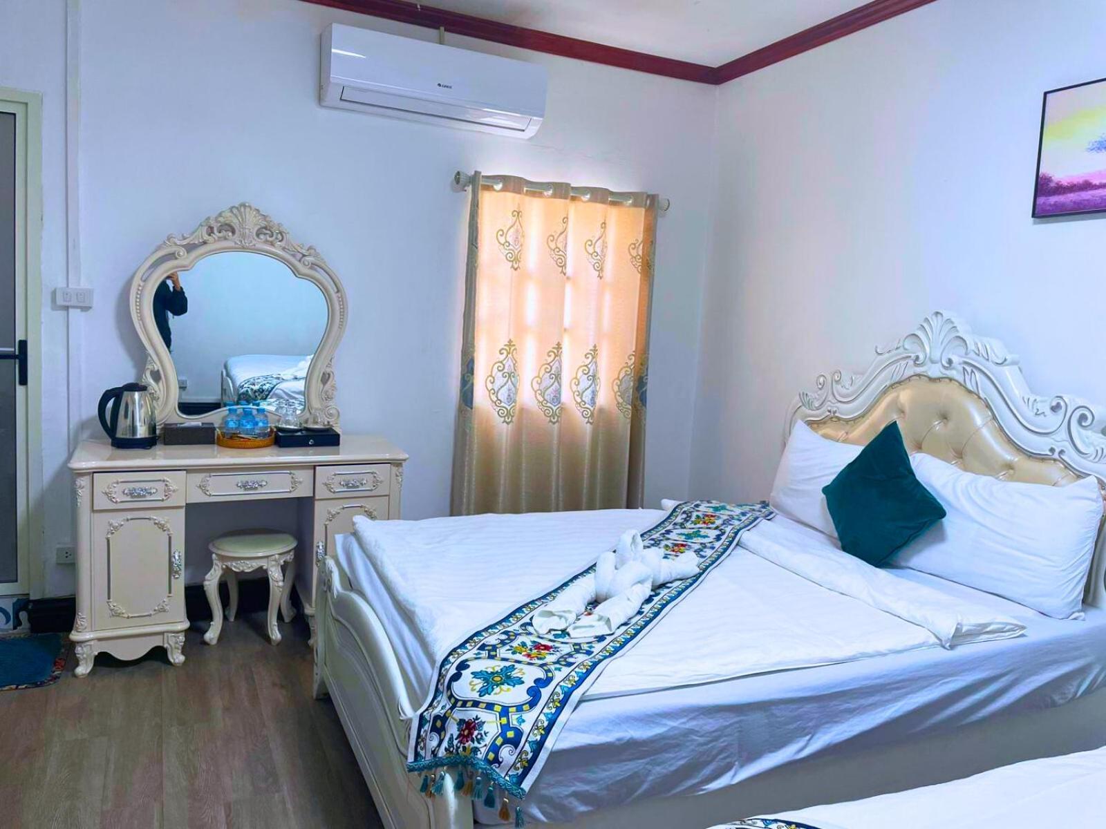 Monsane Villa Luang Prabang Exteriör bild